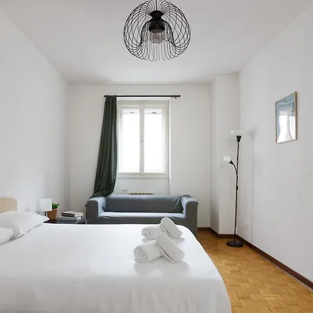 La Casa Di Pasolini, In Centro Con Posto Auto * Trieste