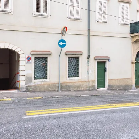 La Casa Di Pasolini, In Centro Con Posto Auto Daire