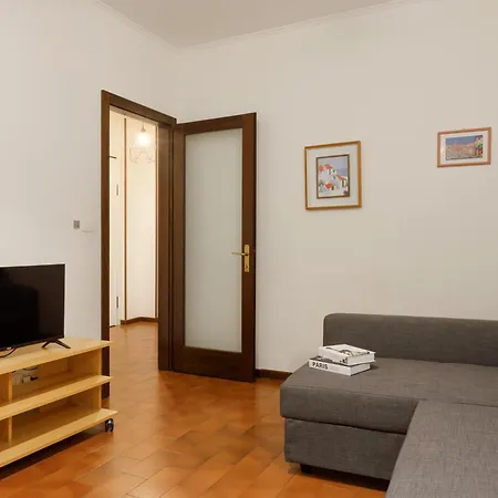 La Casa Di Pasolini, In Centro Con Posto Auto Apartamento Trieste